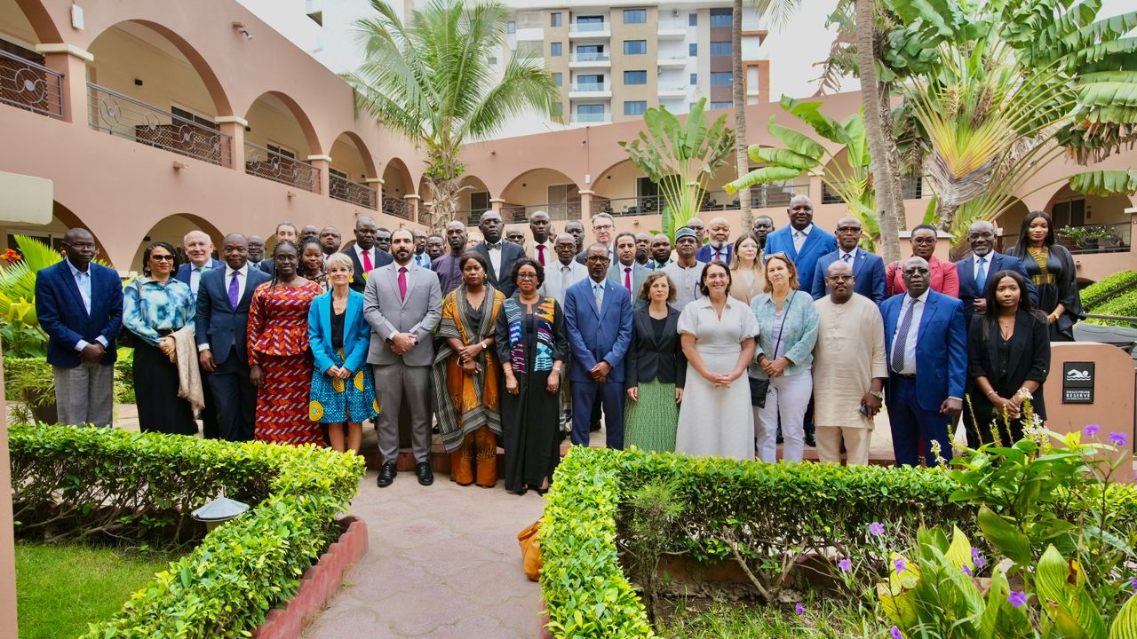 12 EME ASSEMBLEE GENERALE ARINWA, DAKAR, EN REPUBLIQUE DU SENEGAL